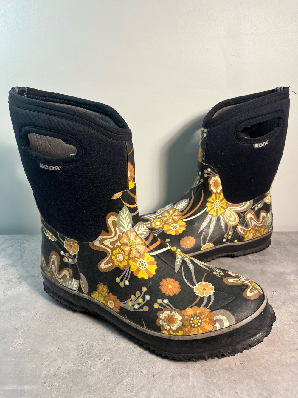 BOGS Classic Tuscany Black Floral Waterproof Mid Calf Boots Size 11